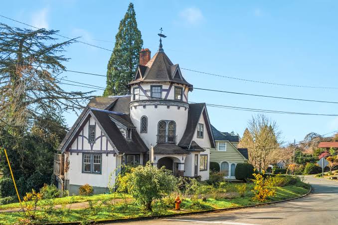 alameda ridge castle