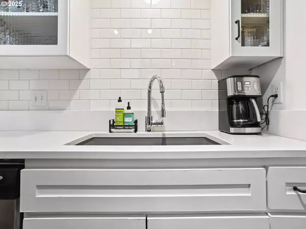 6600 SE DIVISION ST #106, Portland, OR 97206