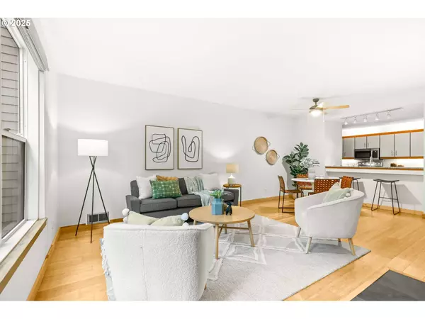 1710 S HARBOR WAY #201, Portland, OR 97201