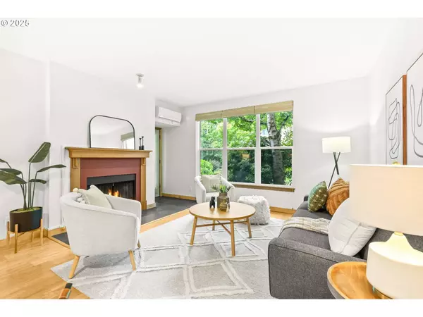 1710 S HARBOR WAY #201, Portland, OR 97201