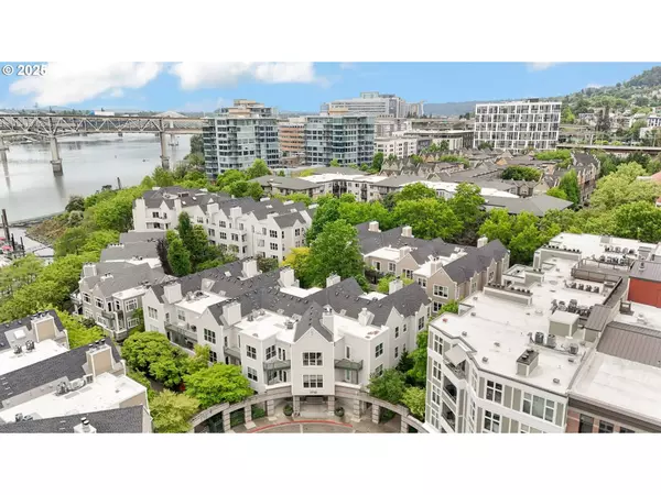 1710 S HARBOR WAY #201, Portland, OR 97201