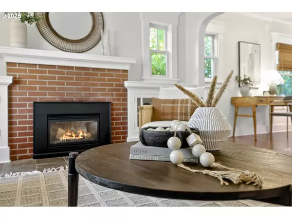 1614 NE 46TH AVE, Portland, OR 97213