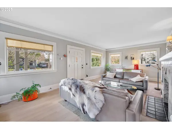 2532 NE 49TH AVE, Portland, OR 97213