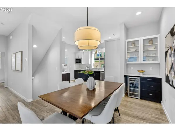 3959 NE 7TH AVE, Portland, OR 97212