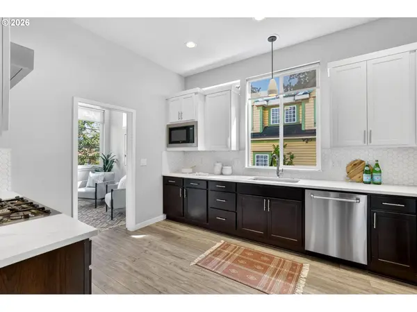 3959 NE 7TH AVE, Portland, OR 97212