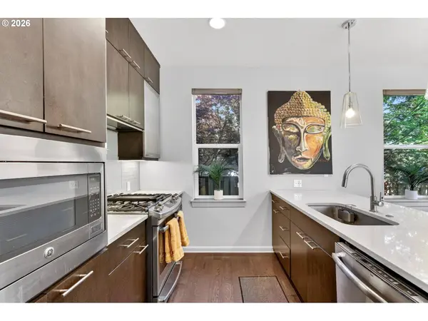 4938 SE 33RD AVE, Portland, OR 97202