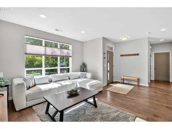 4938 SE 33RD AVE, Portland, OR 97202