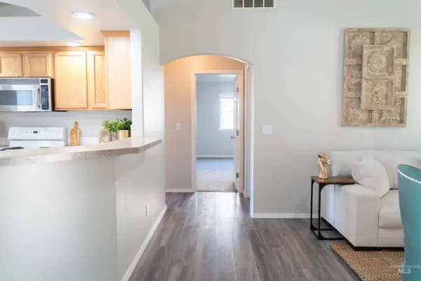 5319 Weston Ave, Caldwell, ID 83607-1909