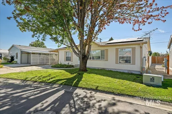 1353 Republic Ln, Emmett, ID 83617