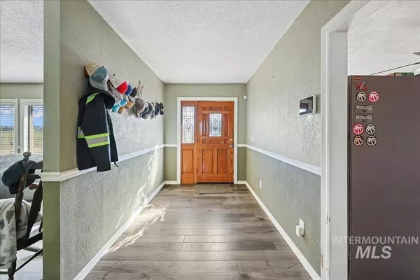 26197 Reed Ln, Wilder, ID 83676-5705