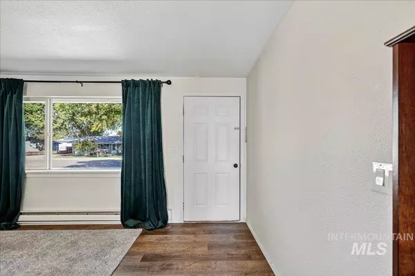 10335 W Mossywood St, Boise, ID 83709-6727