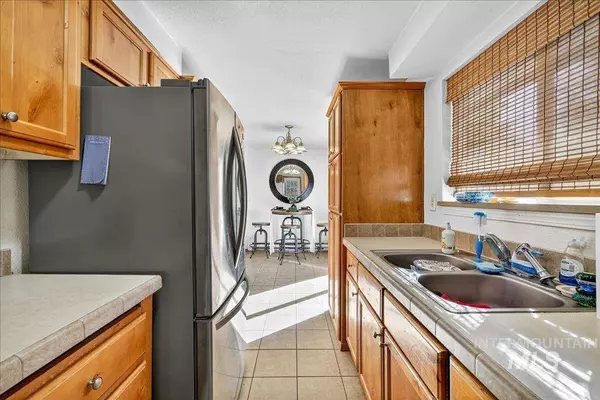 10335 W Mossywood St, Boise, ID 83709-6727