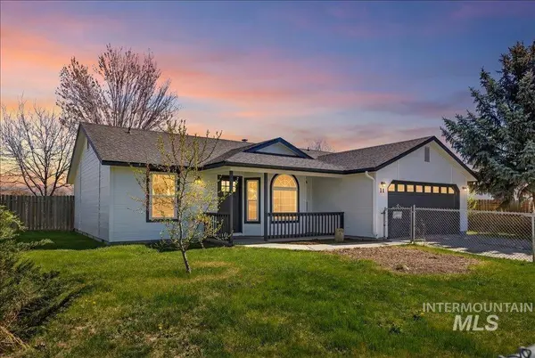 11 Marjorie Ave, Middleton, ID 83644