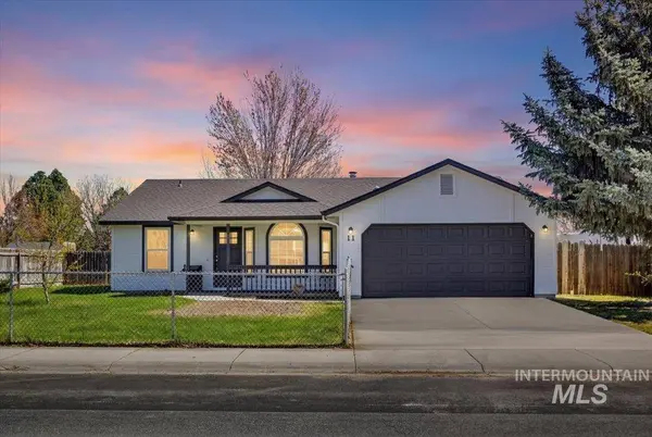 11 Marjorie Ave, Middleton, ID 83644
