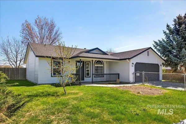 11 Marjorie Ave, Middleton, ID 83644