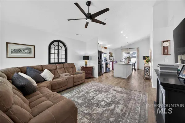 11130 W Peterborough St, Nampa, ID 83651-1010