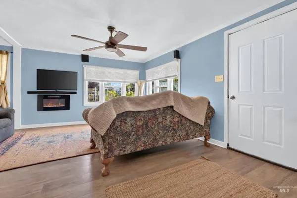 1124 W Galloway Ave, Weiser, ID 83672
