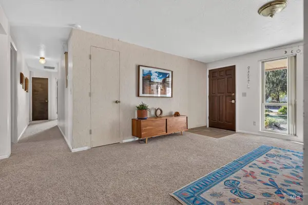 7270 S Hilltop Way, Boise, ID 83709