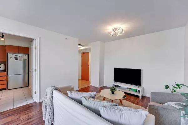 1189 Howe ST #2703, Vancouver, BC V6Z 2X4