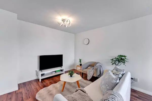 1189 Howe ST #2703, Vancouver, BC V6Z 2X4