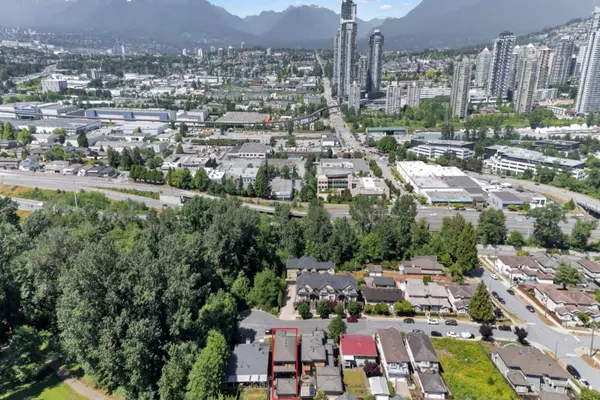 4022 Dominion ST, Burnaby, BC V5G 1C3
