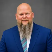 PINNACLE REAL ESTATE