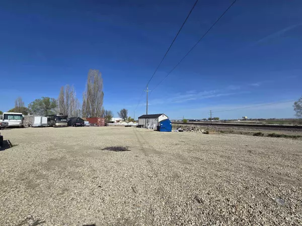 5613 Laster Ln, Caldwell, ID 83607