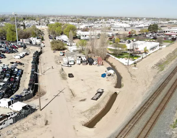 5613 Laster Ln, Caldwell, ID 83607