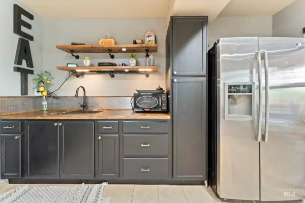 2593 S Skyview Drive, Nampa, ID 83686