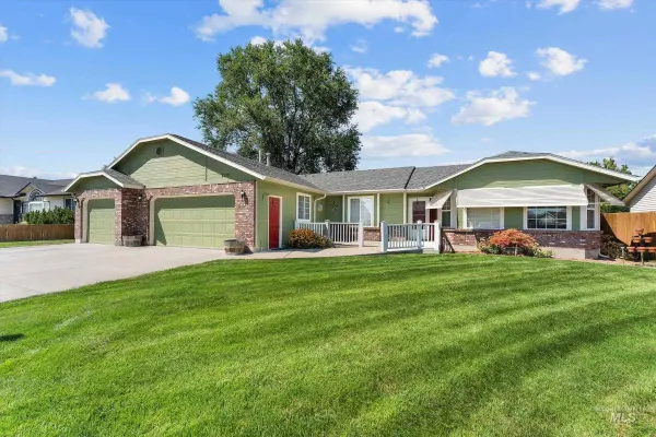 2220 Andy Pl, Nampa, ID 83651