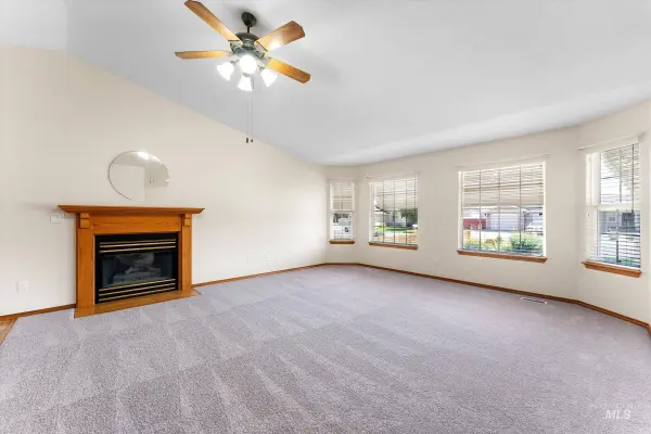 2220 Andy Pl, Nampa, ID 83651