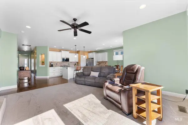10411 Fallow Field St., Nampa, ID 83687