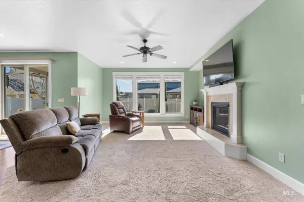 10411 Fallow Field St., Nampa, ID 83687