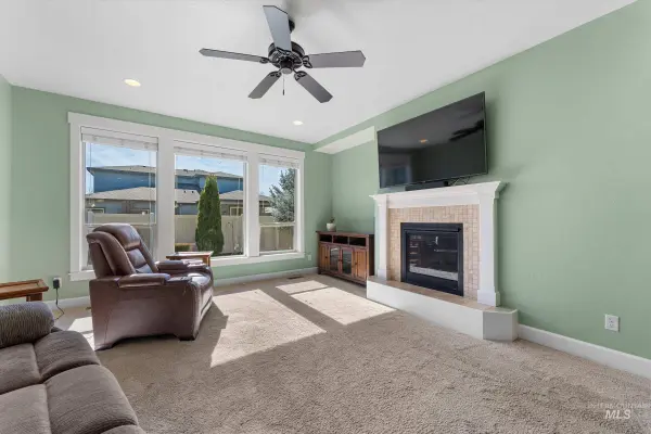 10411 Fallow Field St., Nampa, ID 83687