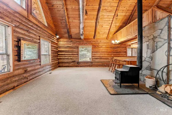 5 Scott Mountain Rd., Garden Valley, ID 83622