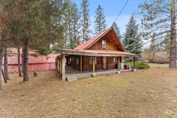 5 Scott Mountain Rd., Garden Valley, ID 83622