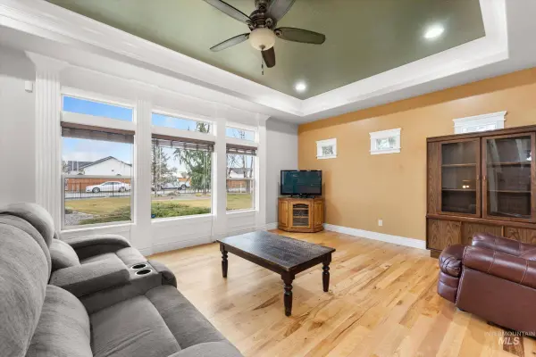 26530 Noahs Landing, Wilder, ID 83676