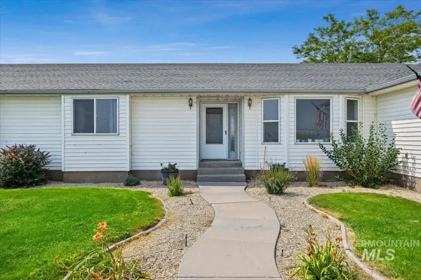 4039 N 1000 East, Buhl, ID 83316