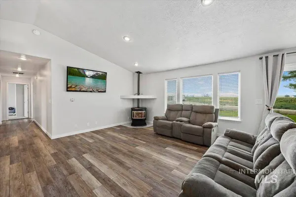 4039 N 1000 East, Buhl, ID 83316