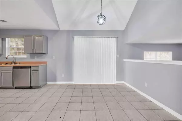 939 Redan TRCE, Stone Mountain, GA 30088