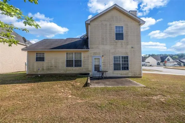 1289 Labrador LN, Riverdale, GA 30296
