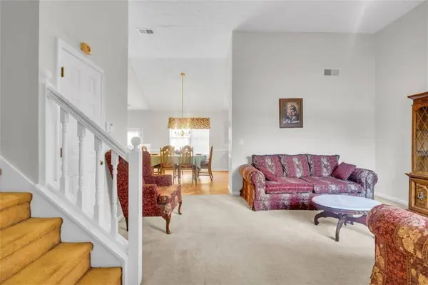 1289 Labrador LN, Riverdale, GA 30296