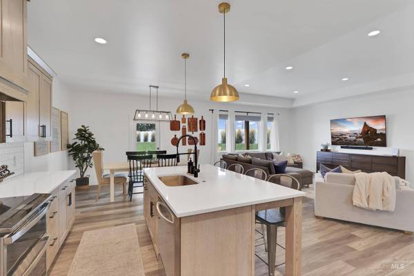 501 Heron Way, Rupert, ID 83350