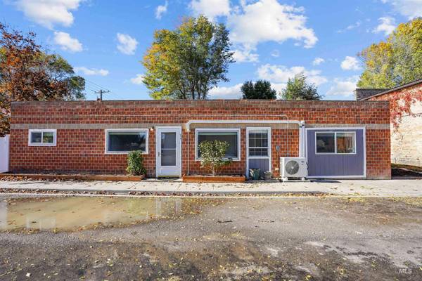 219 N 1st E, Paul, ID 83347