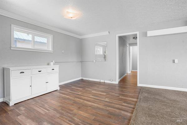 219 N 1st E, Paul, ID 83347