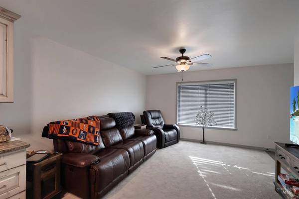 1732 and 1734 Dollys Way, Heyburn, ID 83336