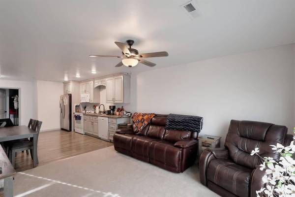 1732 and 1734 Dollys Way, Heyburn, ID 83336