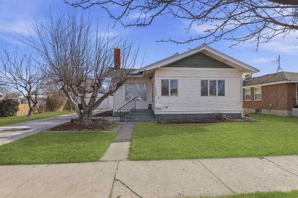 1741 Yale Ave, Burley, ID 83318