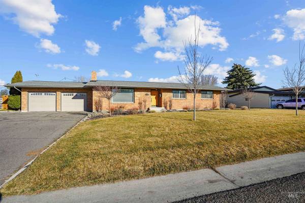 206 Pleasant Way, Rupert, ID 83350