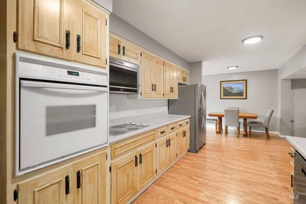 206 Pleasant Way, Rupert, ID 83350